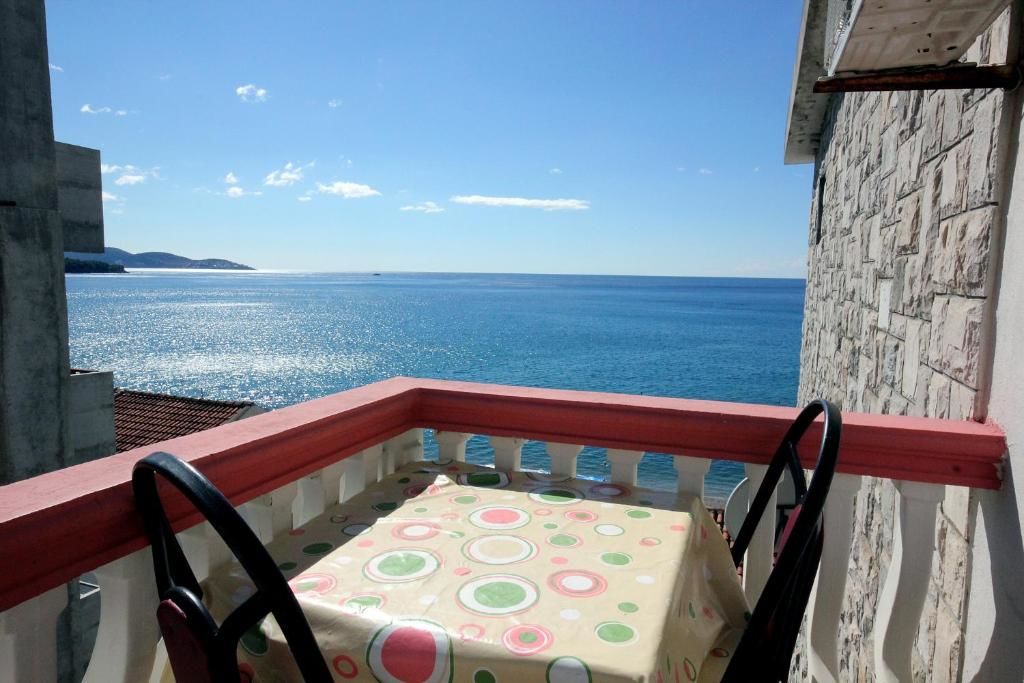 Апартаменты Apartments Stari Grad Сутоморе