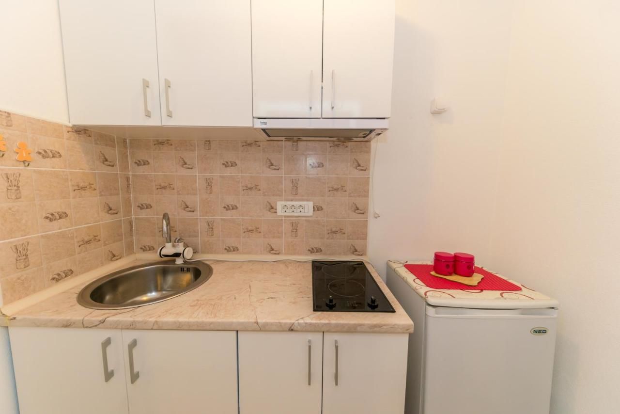 Апартаменты Apartments Stari Grad Сутоморе-17