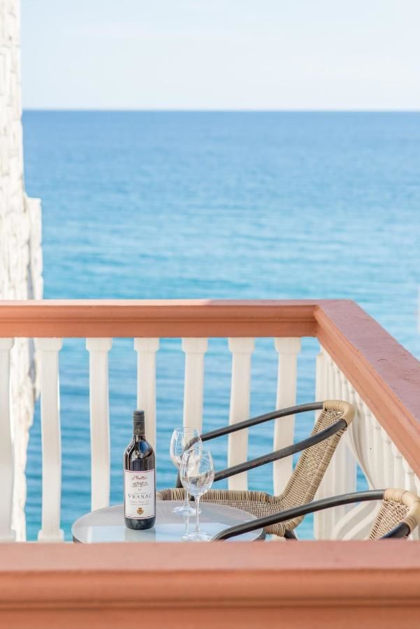 Апартаменты Apartments Stari Grad Сутоморе