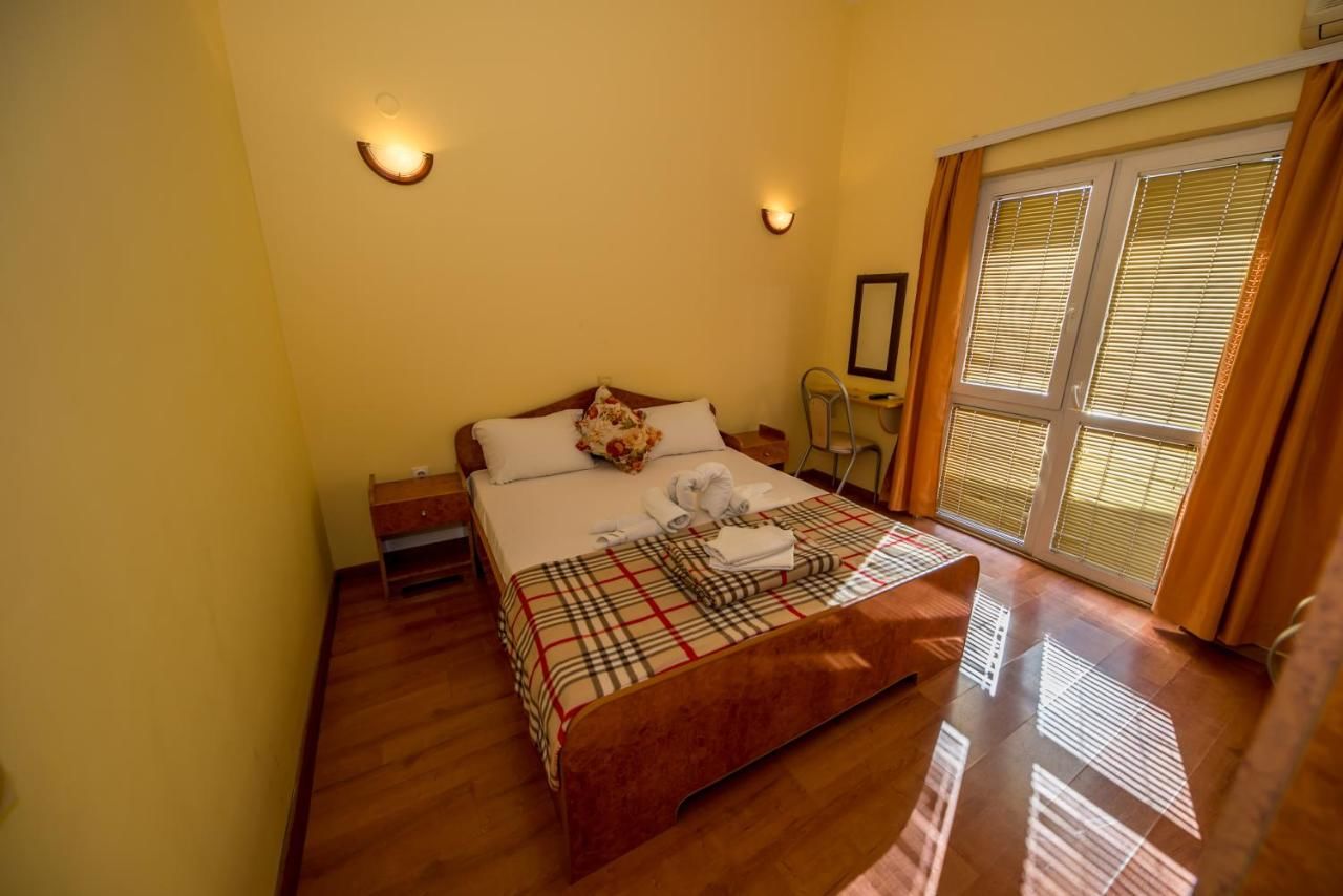 Апартаменты Apartments Stari Grad Сутоморе