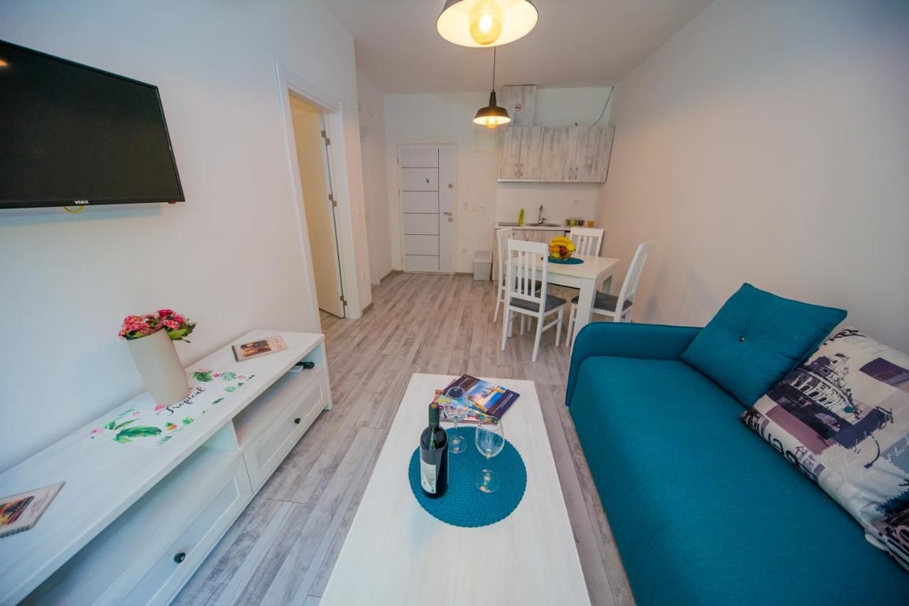 Апартаменты Apartments Stari Grad Сутоморе