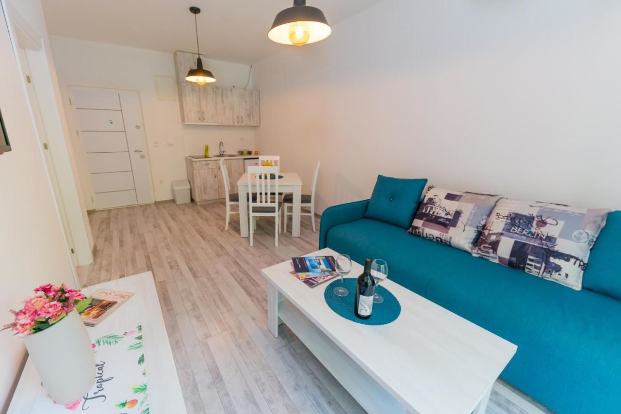 Апартаменты Apartments Stari Grad Сутоморе