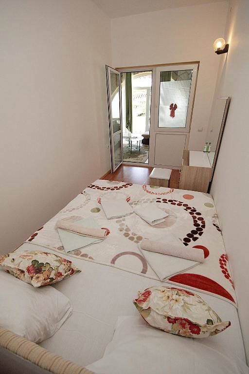 Апартаменты Apartments Stari Grad Сутоморе-58