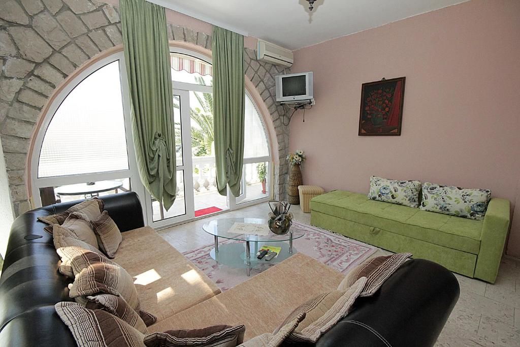 Апартаменты Apartments Stari Grad Сутоморе-64