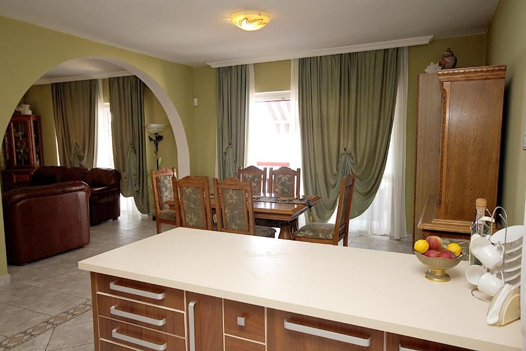 Апартаменты Apartments Stari Grad Сутоморе-94