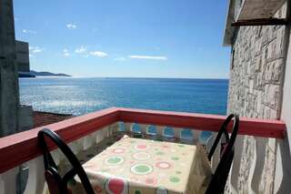 Апартаменты Apartments Stari Grad Сутоморе Трехместный номер-11