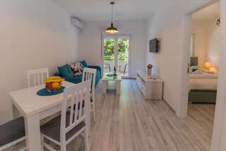 Апартаменты Apartments Stari Grad Сутоморе Апартаменты с 1 спальней-11