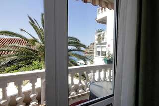 Апартаменты Apartments Stari Grad Сутоморе Апартаменты с 2 спальнями-29