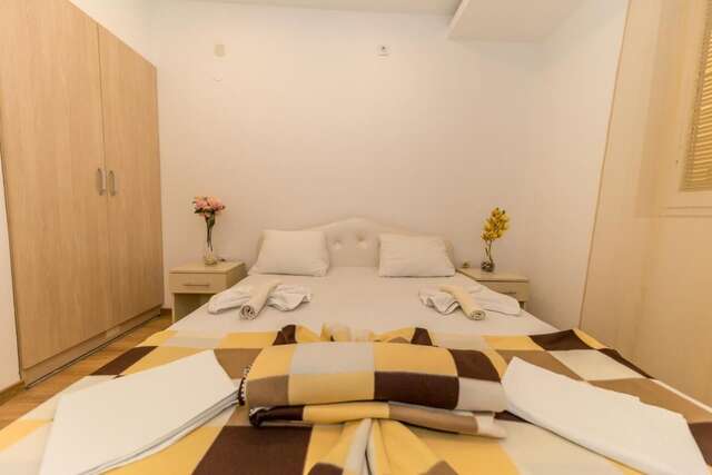 Апартаменты Apartments Stari Grad Сутоморе-18