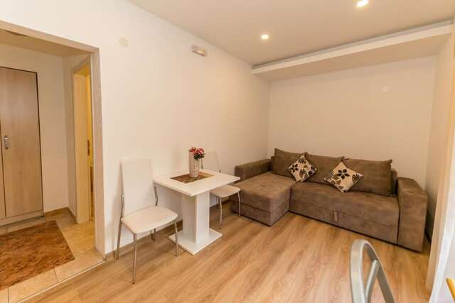 Апартаменты Apartments Stari Grad Сутоморе-21