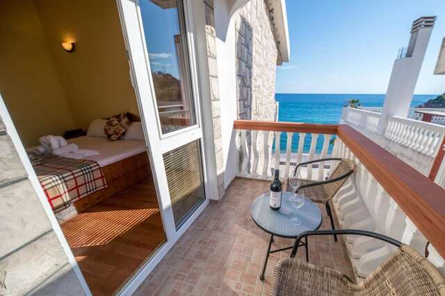 Апартаменты Apartments Stari Grad Сутоморе-30