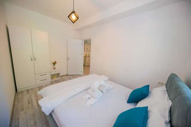 Апартаменты Apartments Stari Grad Сутоморе-37