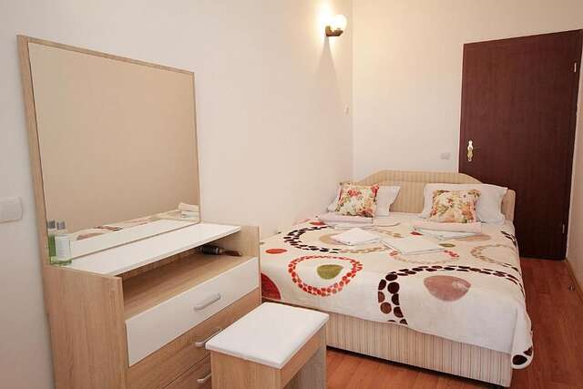 Апартаменты Apartments Stari Grad Сутоморе-55