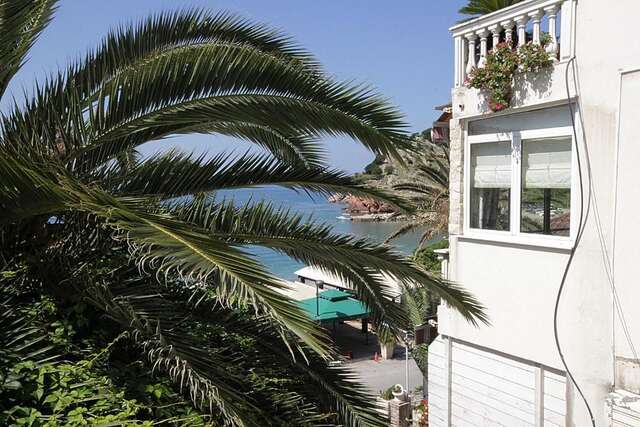 Апартаменты Apartments Stari Grad Сутоморе-59