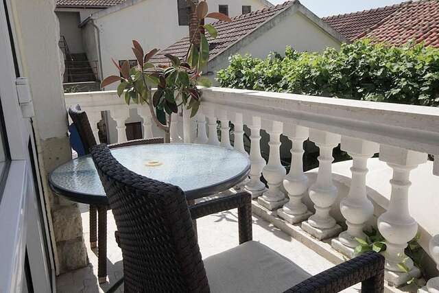 Апартаменты Apartments Stari Grad Сутоморе-72